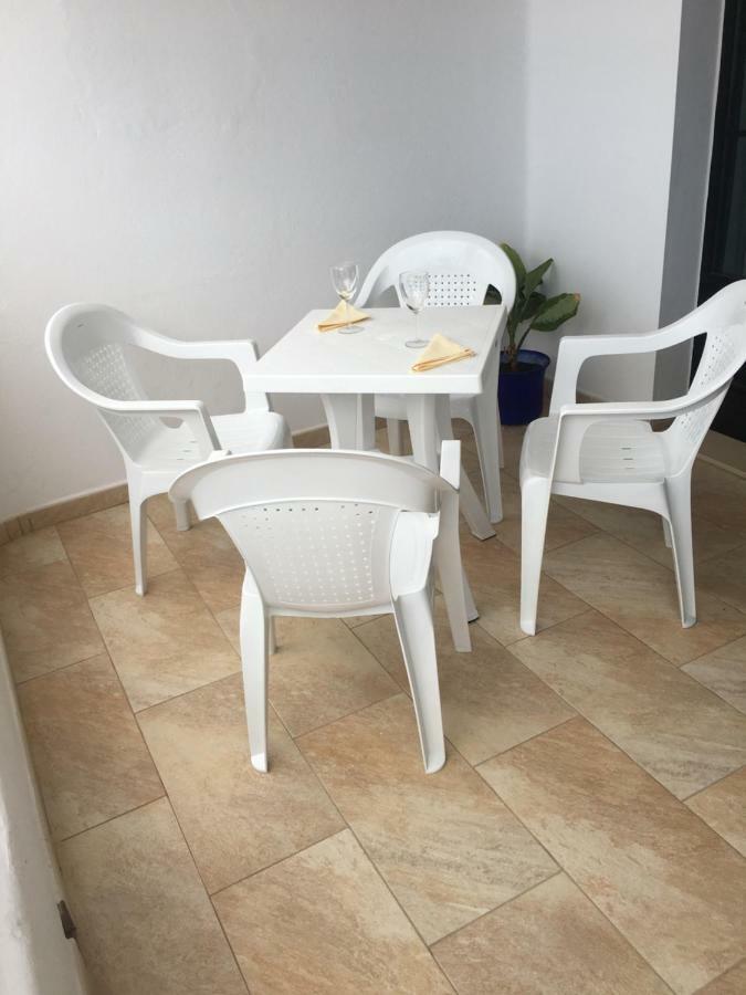 Apartment Golden Costa Teguise Exteriör bild
